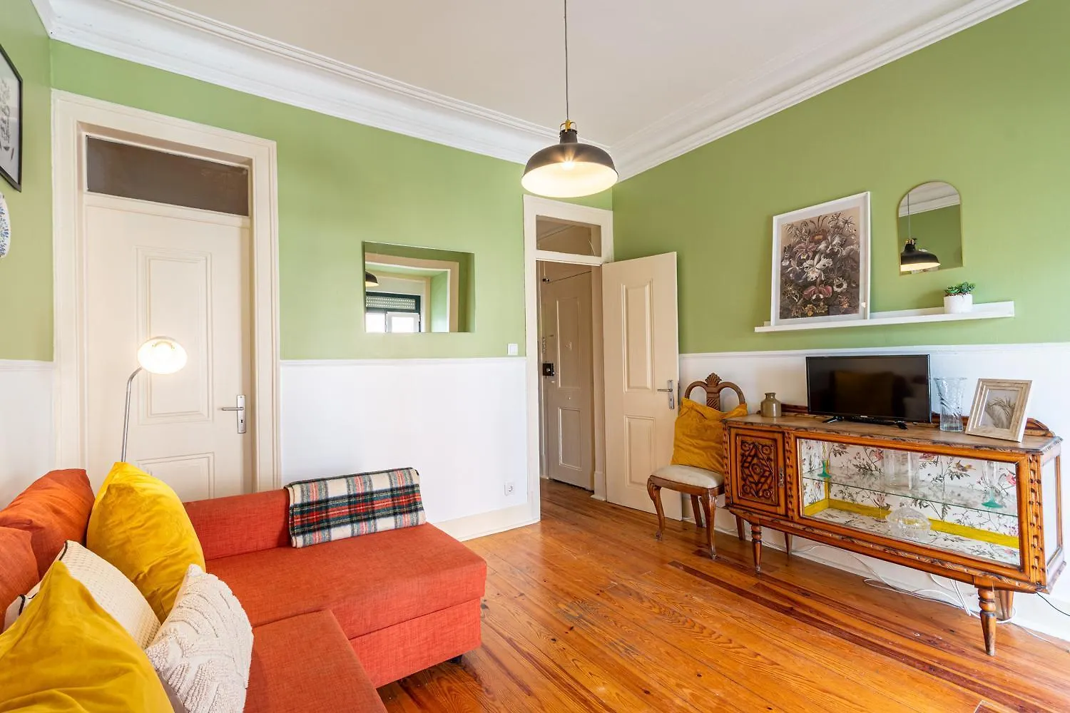 Spacious Apartment With Terrace At Graca Lisboa Portugalsko