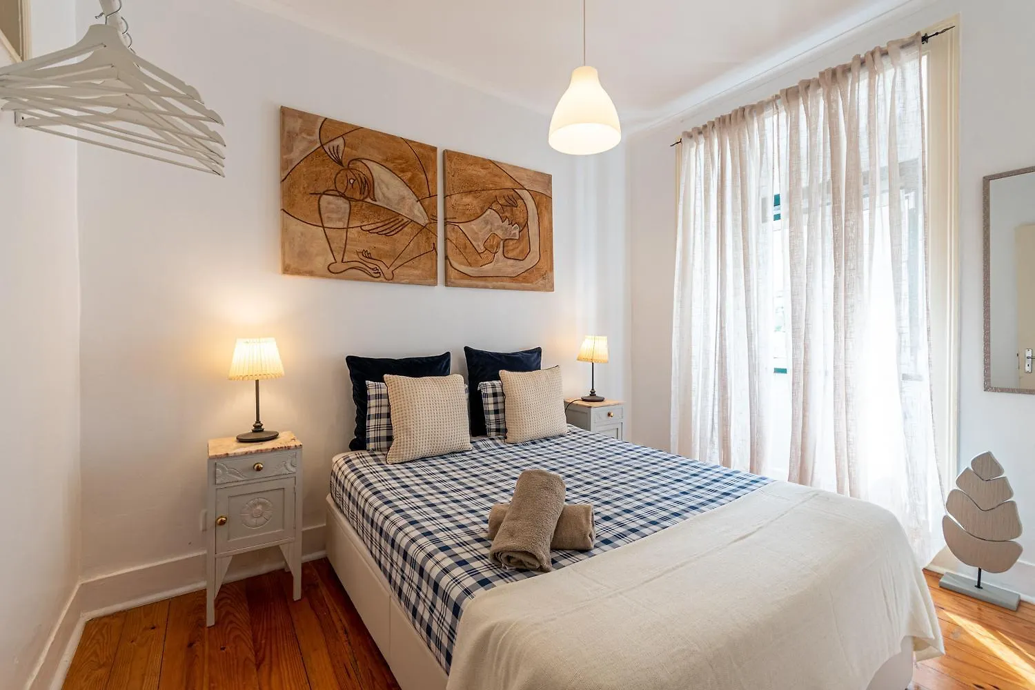 Spacious Apartment With Terrace At Graca Lisboa